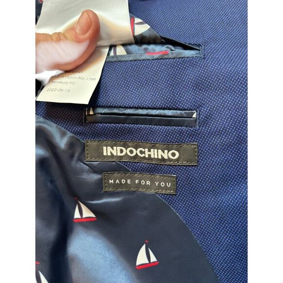 NWT Mens Tailored Fit Navy Blazer With Sailboat Pattern Lining & Button Cu - Picture 13 of 16